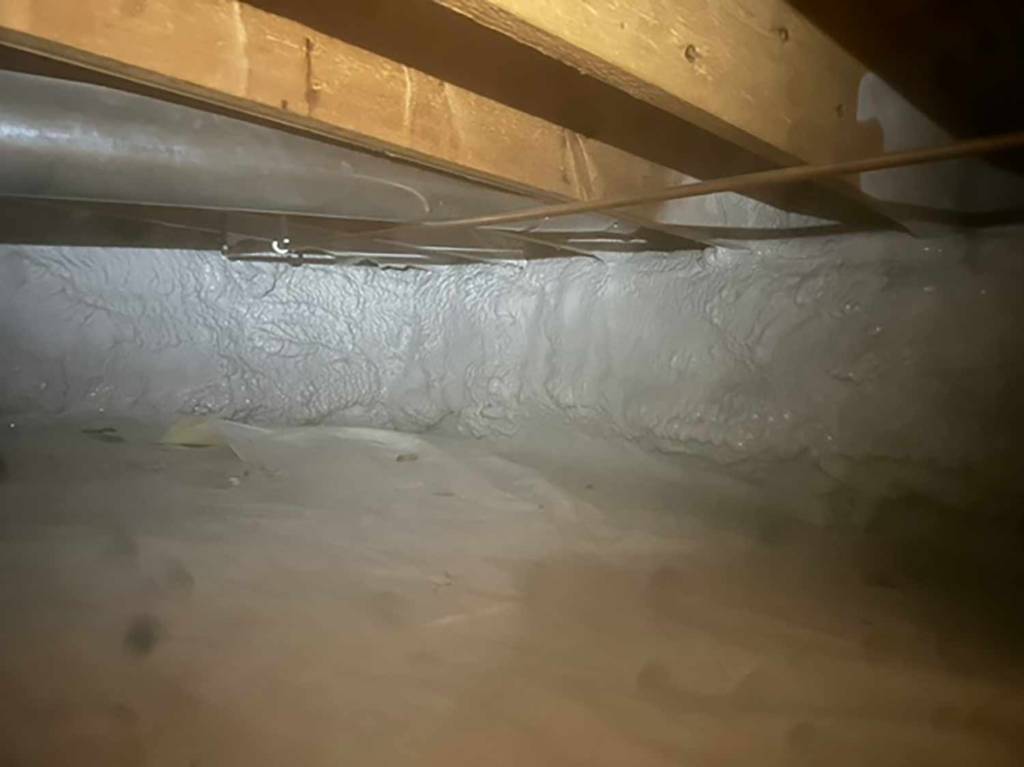 spray foam crawlspace insulation