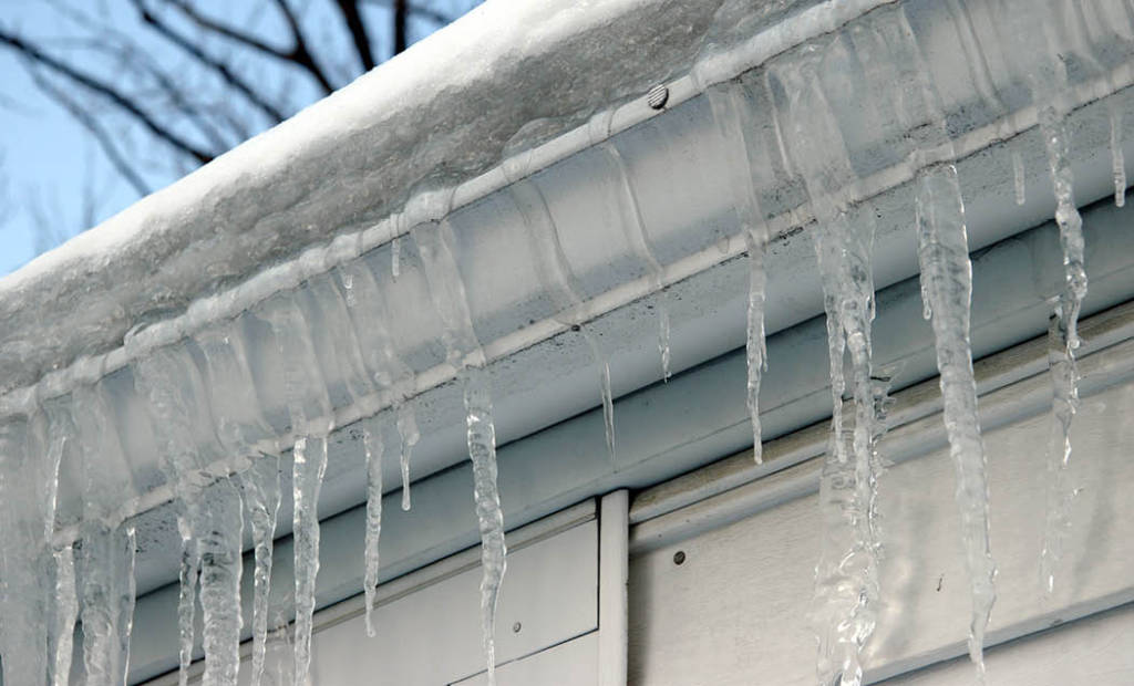 how to prevent ice dams